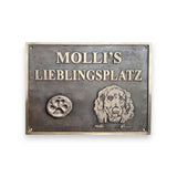 Bronzeschild mit Haustiermotiv – individuell gefertigt aus massivem Metall