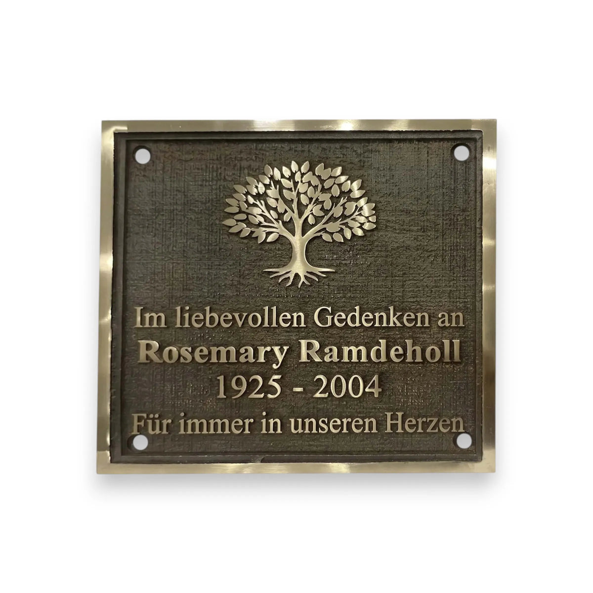 Bronze-Gedenktafel nach Maß – Detailansicht der Gravur